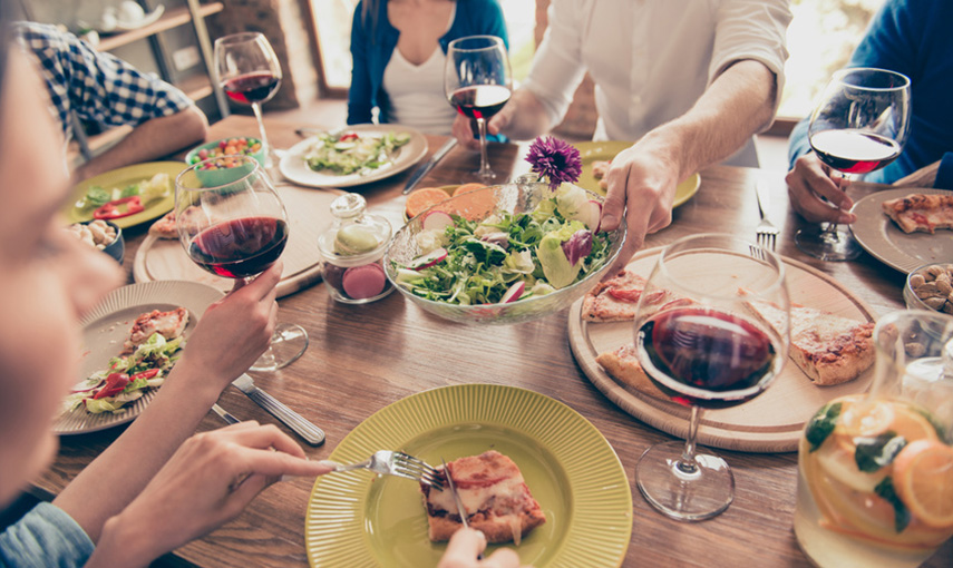 週末はみんなでホームパーティー！海外のホームパーティーを参考に、すてきな一日を過ごそう！