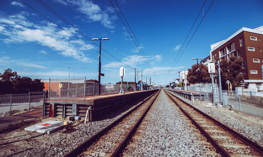 旅行先で電車を利用してみよう！駅や切符を買うシーンで役立つ英会話フレーズ