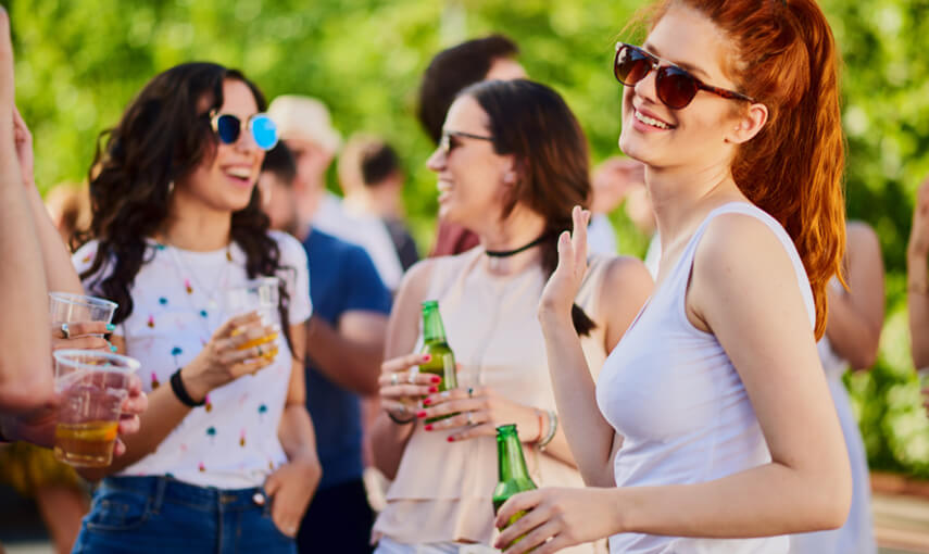 外国人の友達を作って英会話を上達させる方法